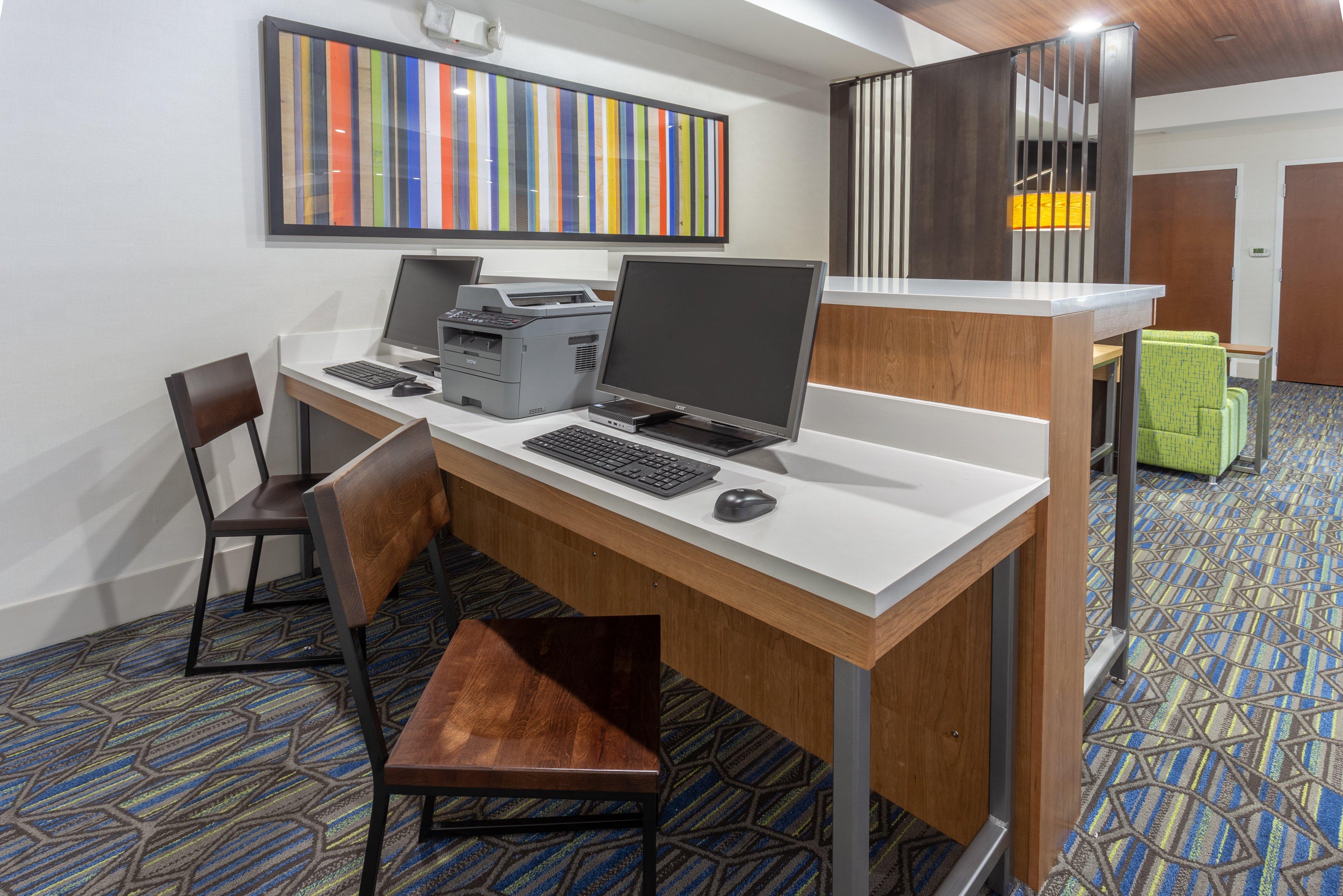 Holiday Inn Express - Indianapolis - Southeast, An Ihg Hotel Екстер'єр фото