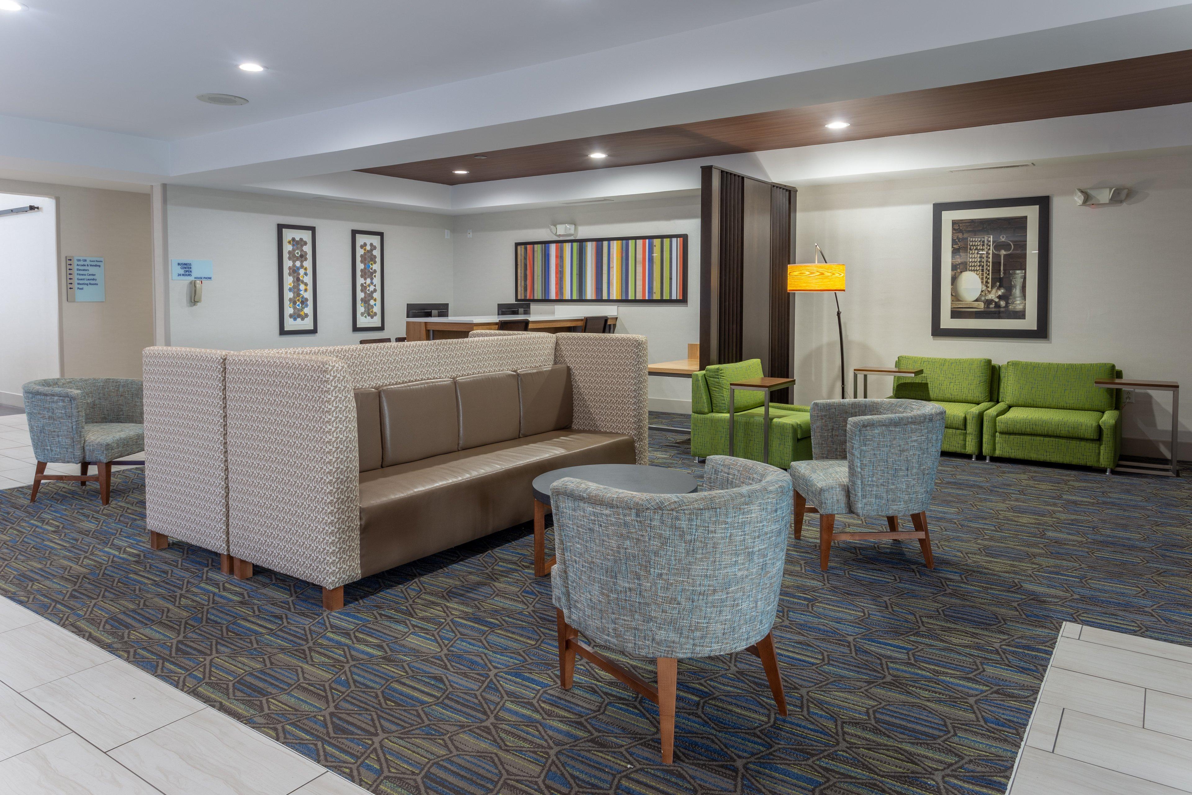 Holiday Inn Express - Indianapolis - Southeast, An Ihg Hotel Екстер'єр фото